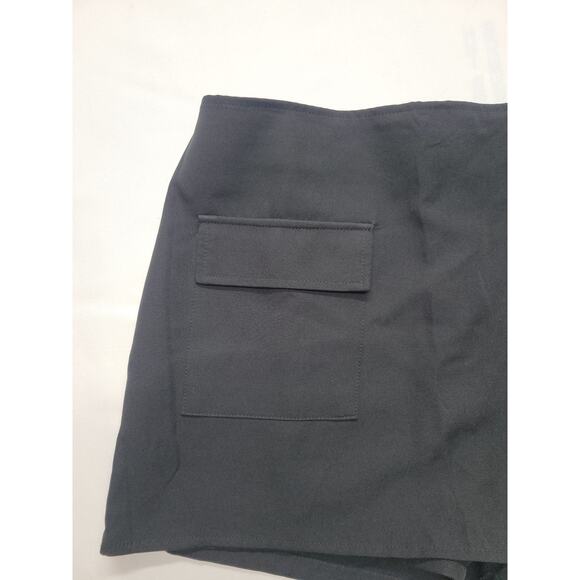 Contempo Women's Cargo Pocket Skort Black Size Medium - Picture 2 of 10